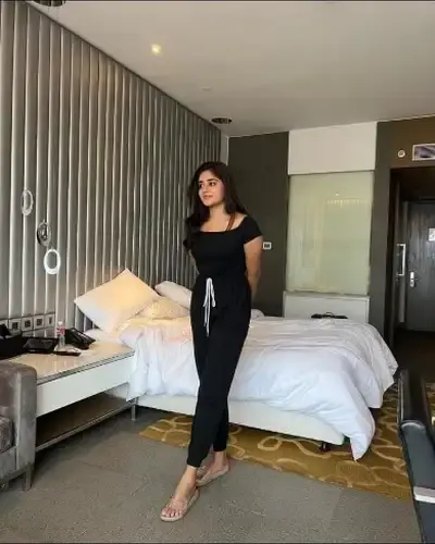 Call Girls Service in Arempudi